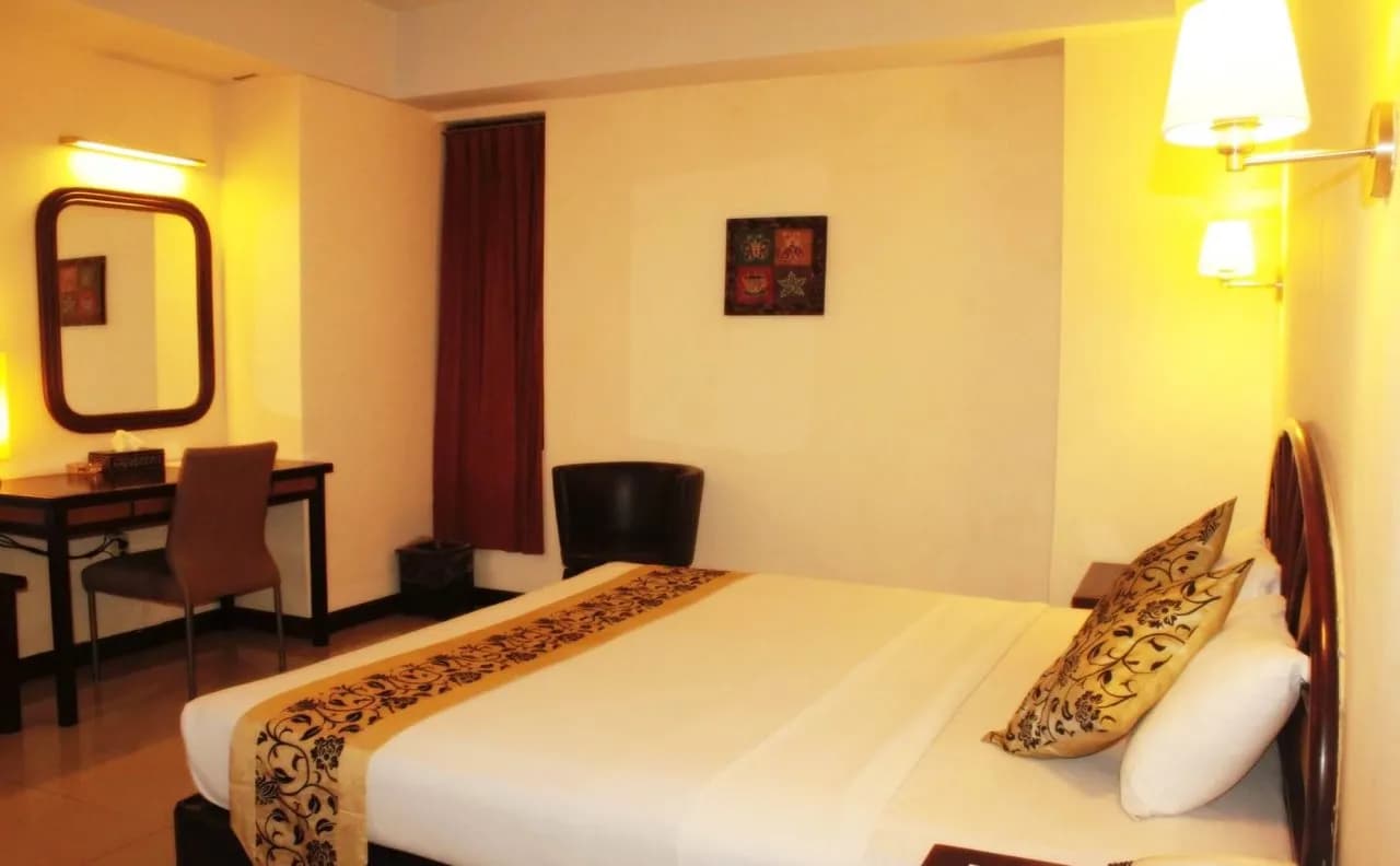 Losari Beach Hotel 5