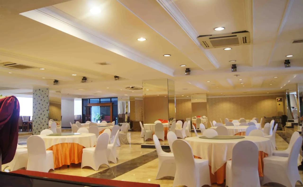 Garden Surabaya 4