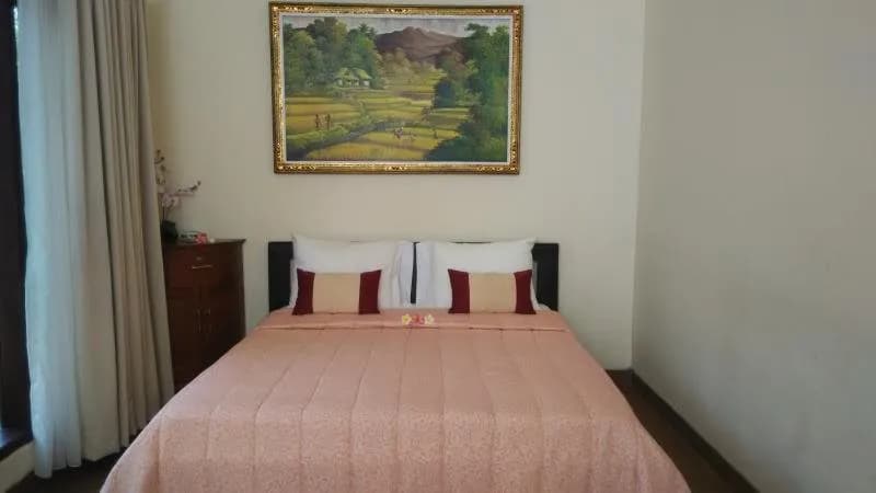 Melamun Hotel 2