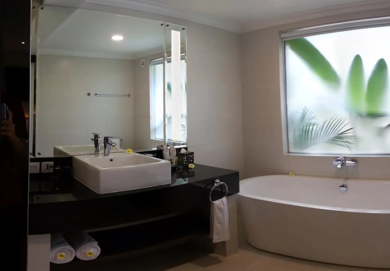 Melamun Hotel 5