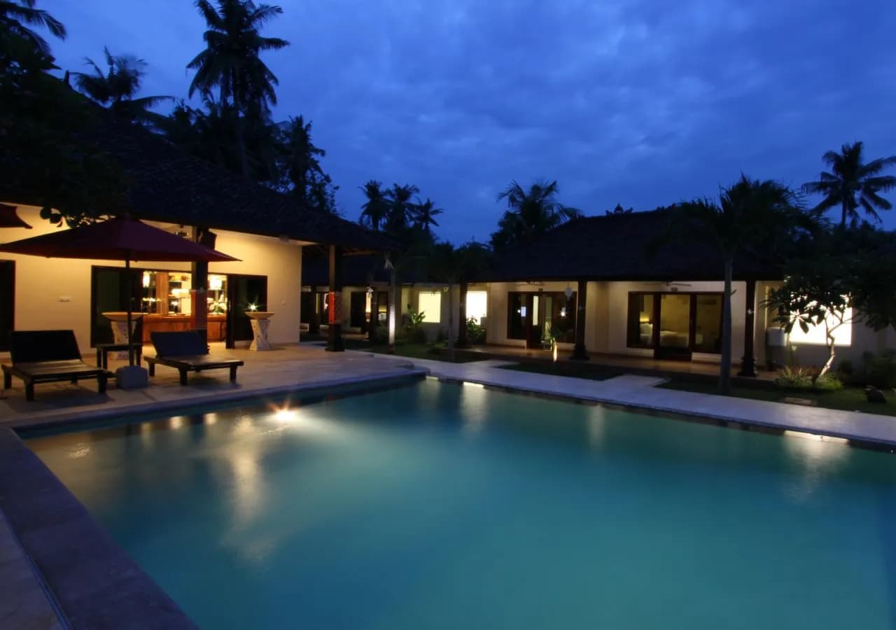 Melamun Hotel 4