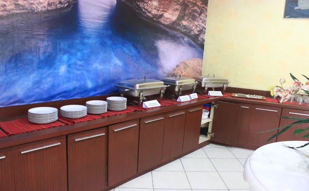 The Sunset Point Hotel 3