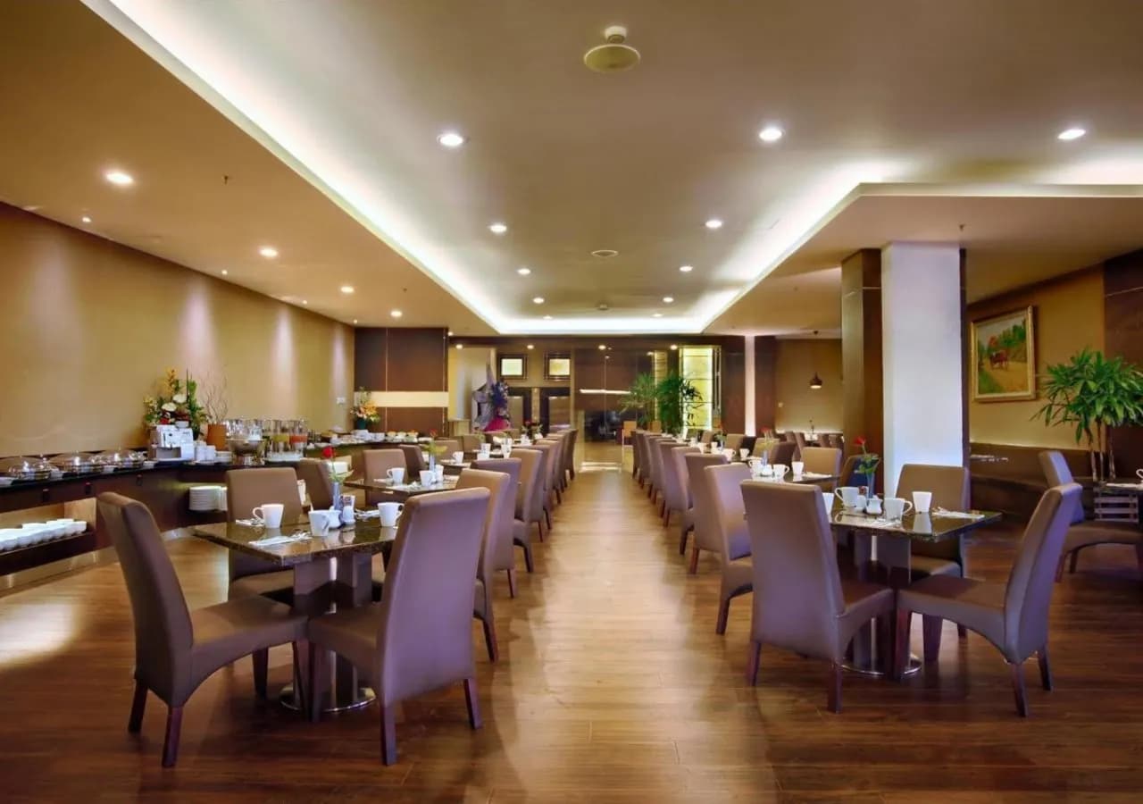 Aston Jember Hotel & Conference Center 5