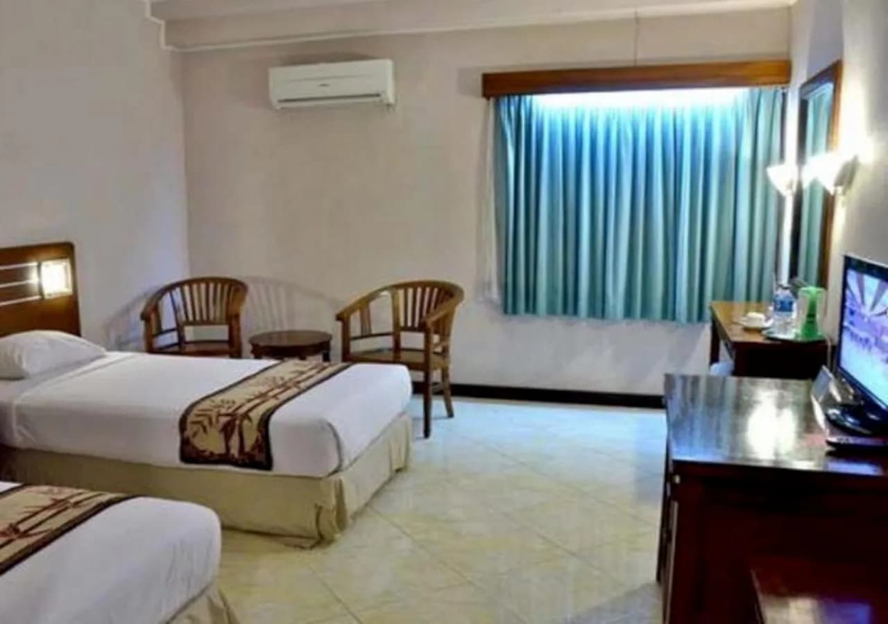 Bahari Inn 2