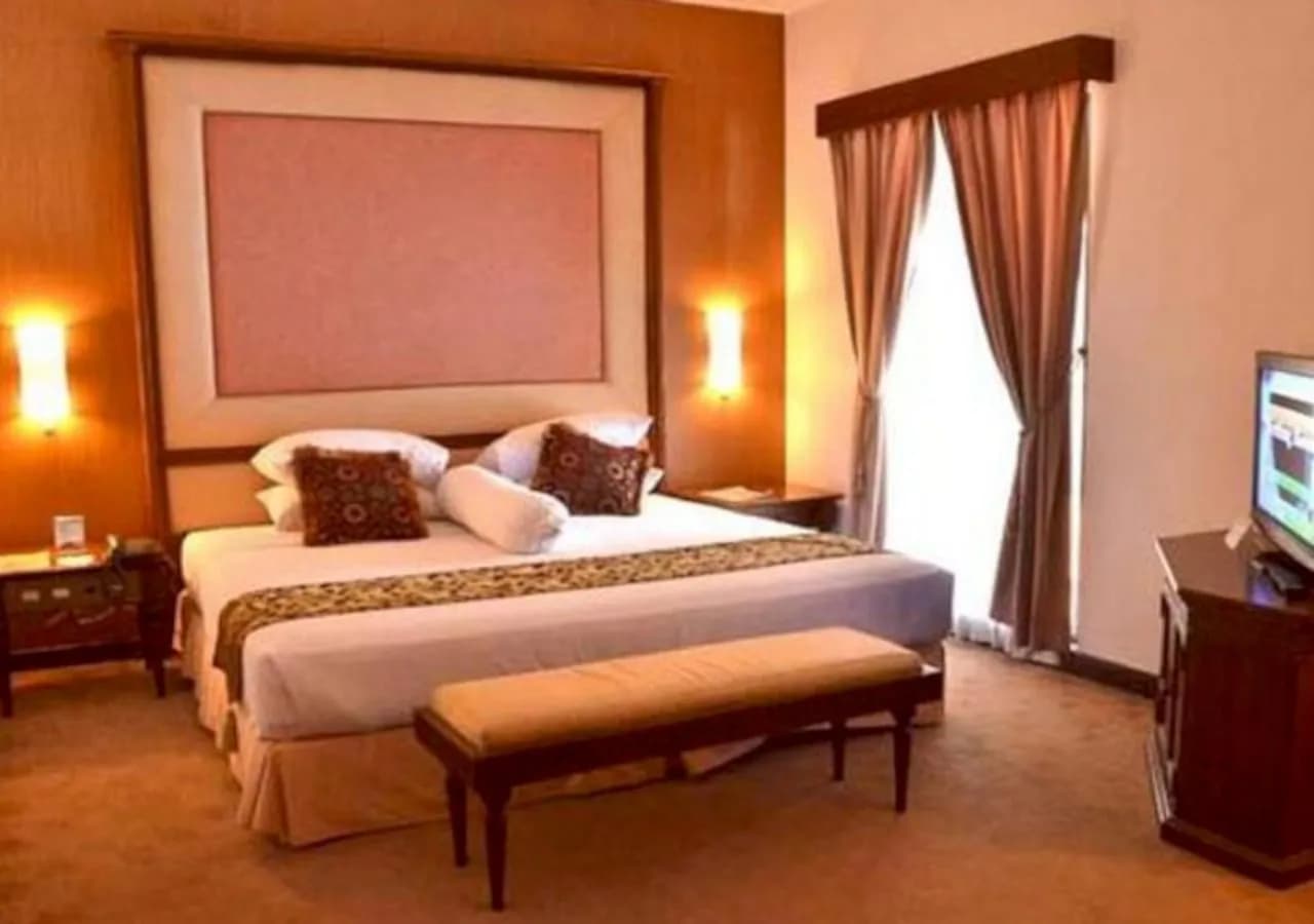 Bahari Inn 4