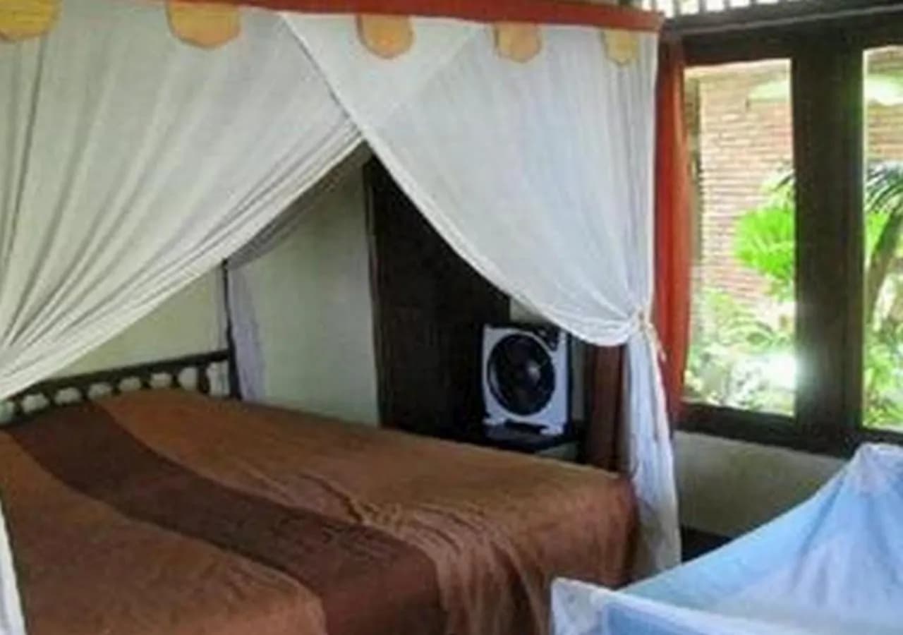 Amarta Beach Cottages 2