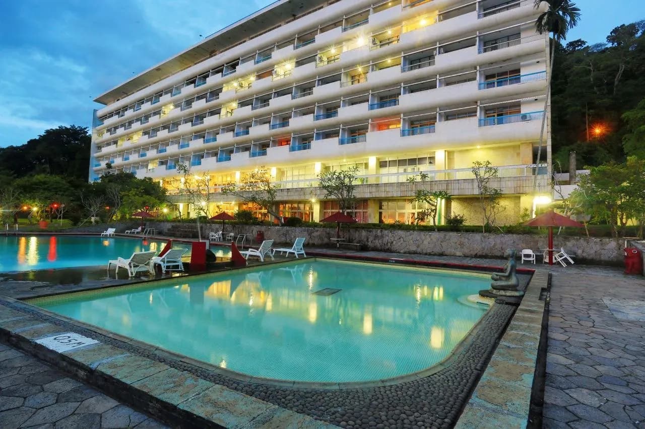 Grand Inna Samudra Beach 4