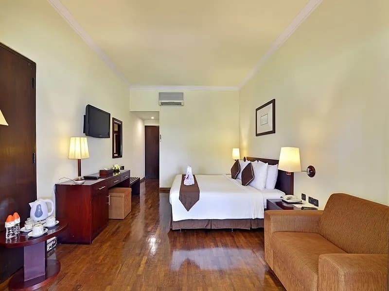 Grand Whiz Hotel Trawas Mojokerto 4