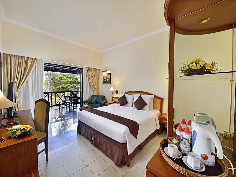 Grand Whiz Hotel Trawas Mojokerto 2