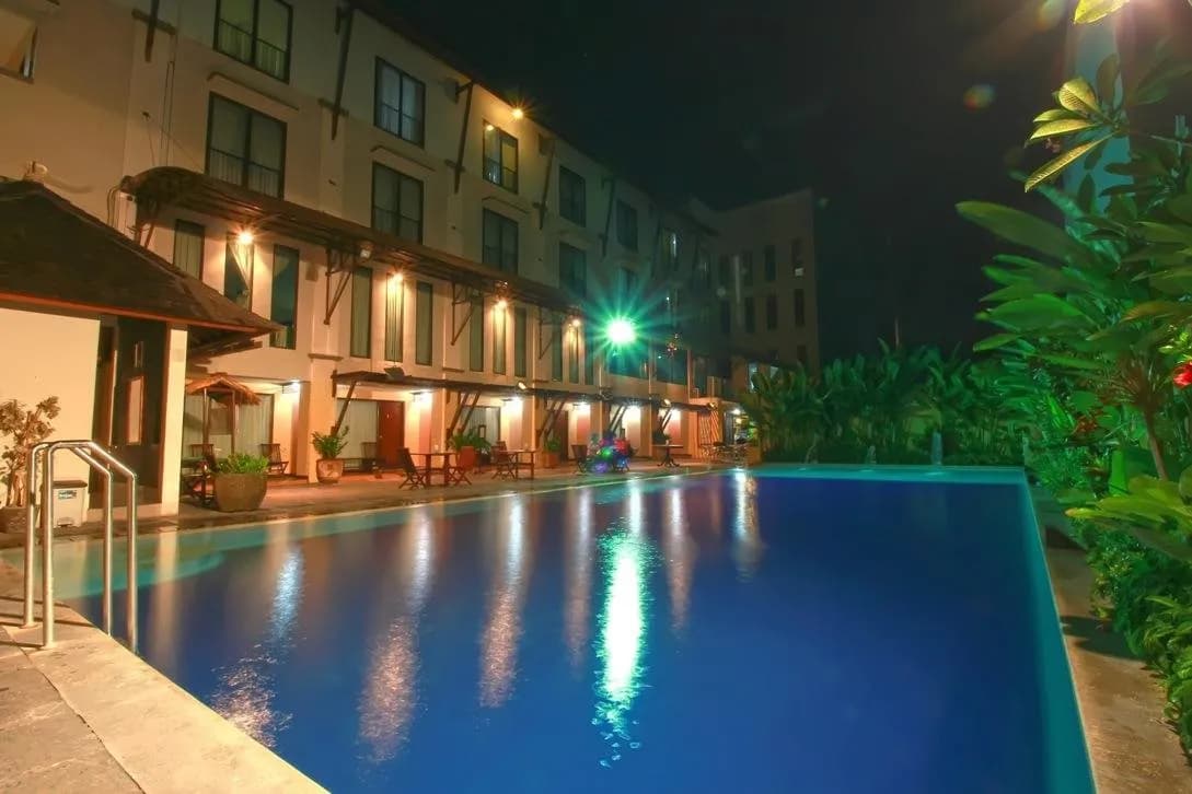 Grand Santhi
