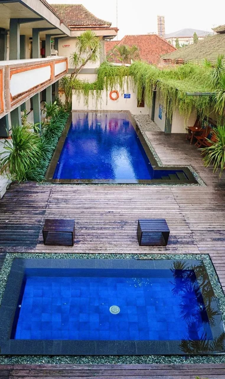 Yani Hotel 5