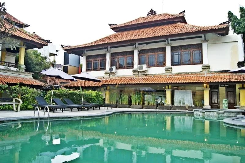 Royal Hotel and Villa Bali 4