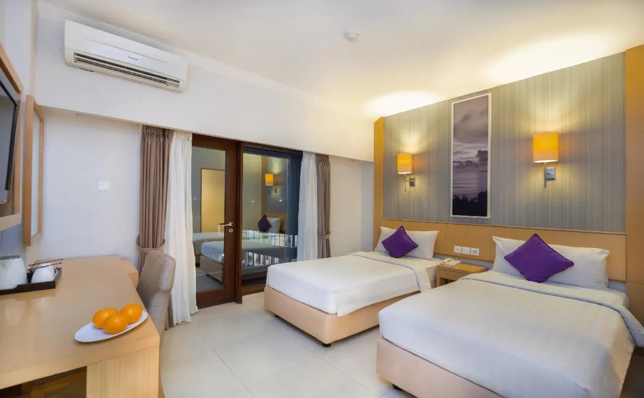 Quest Hotel Kuta 2