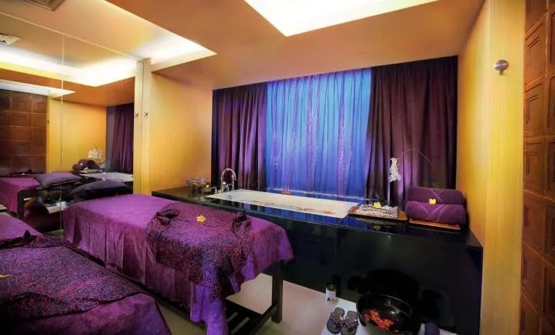 Quest Hotel Kuta 5