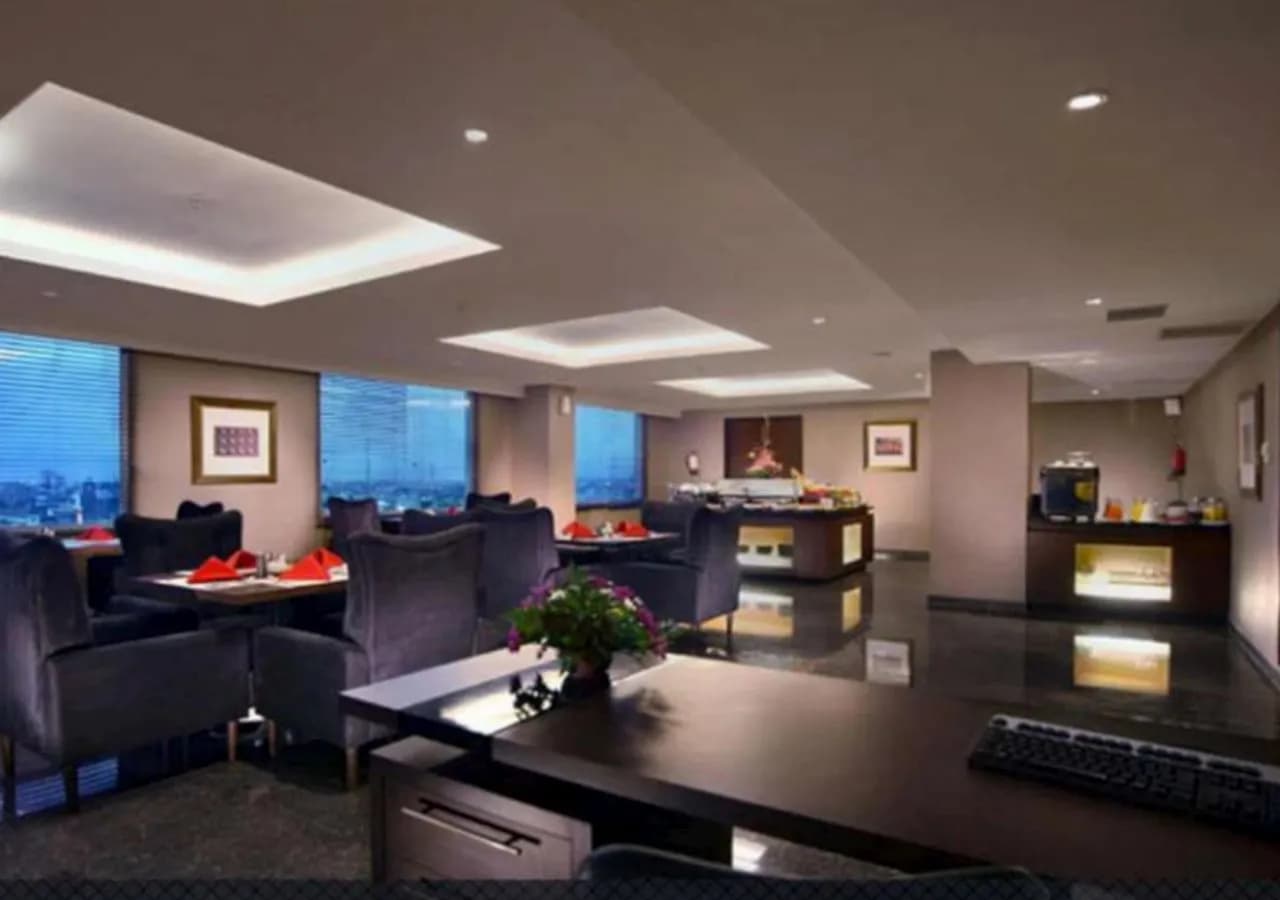 Aston Makassar Hotel  & Convention Center 3