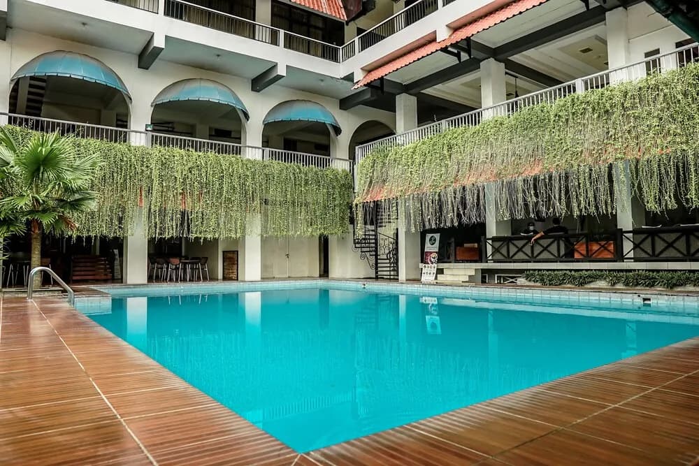 Airlangga Hotel 2