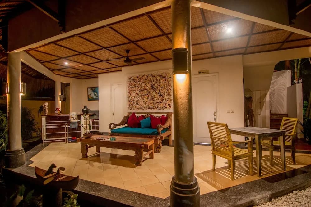 Gajah Biru Bungalows 4