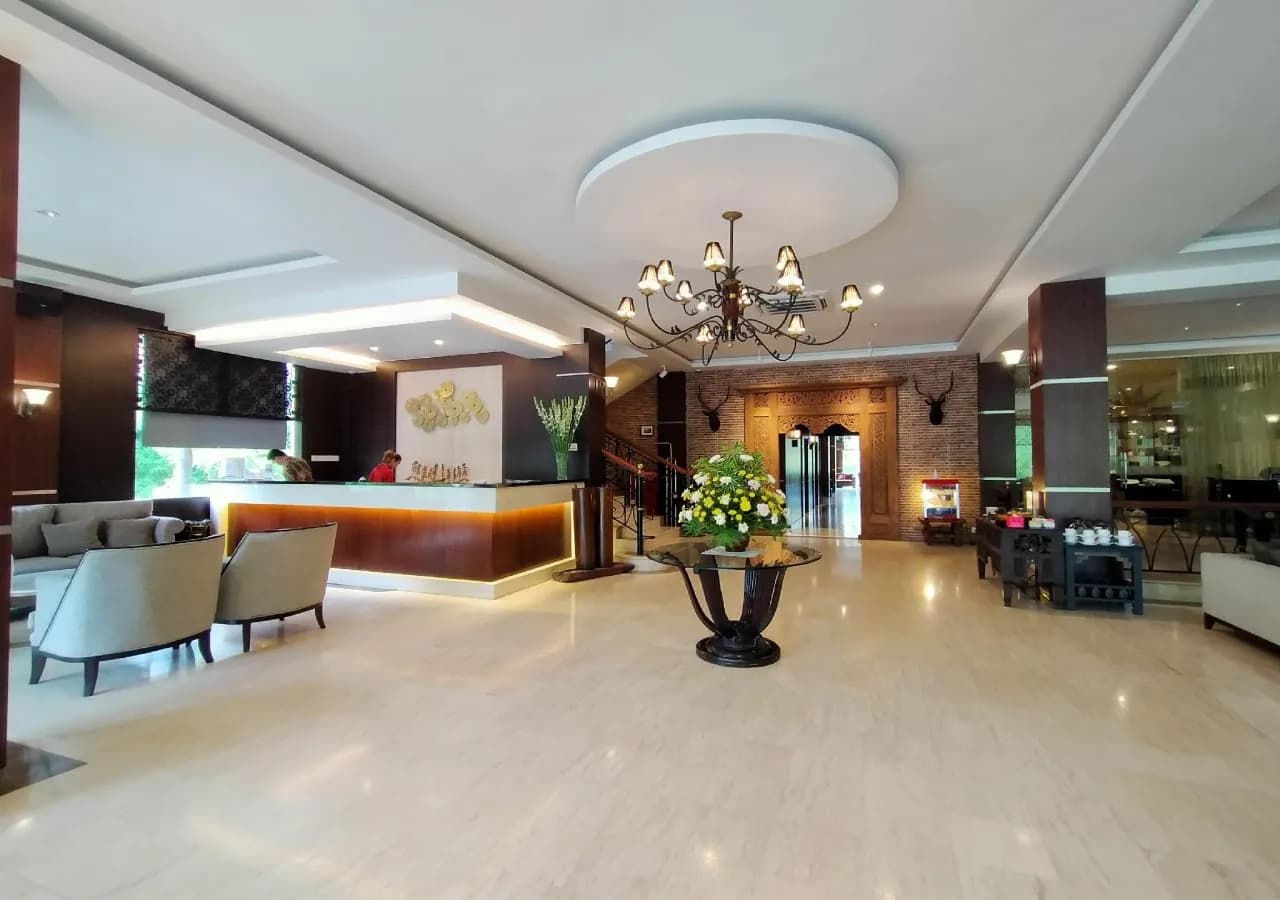 Narita Hotel Surabaya 3