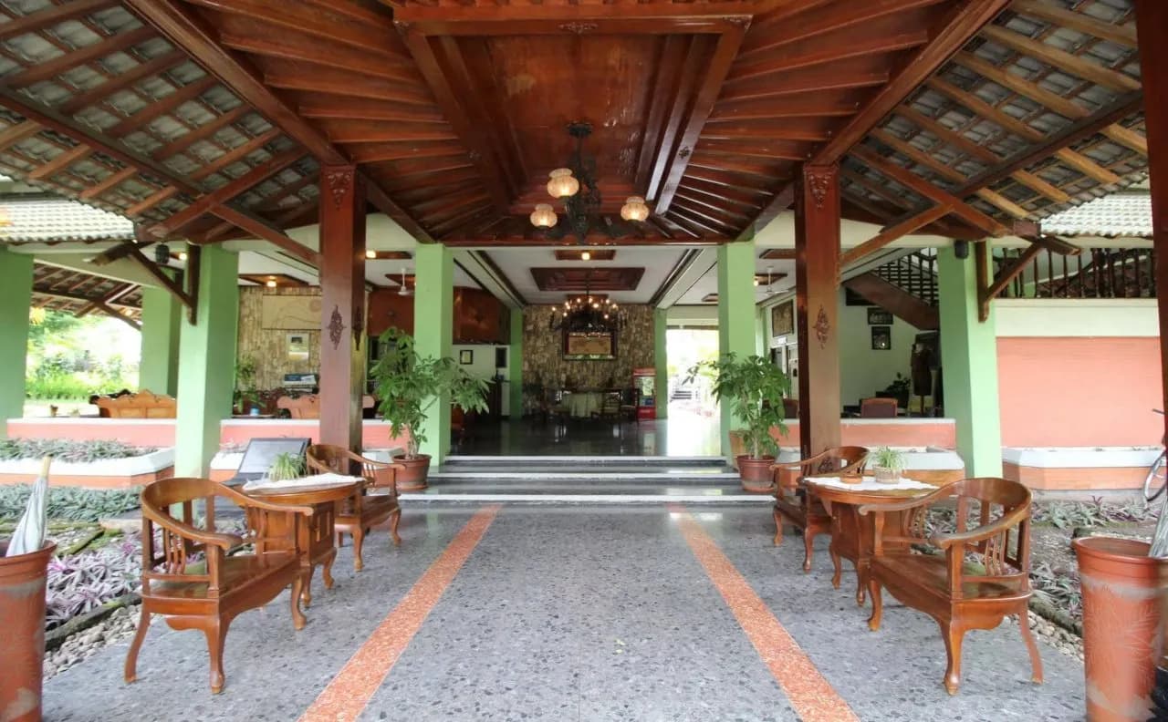 Poeri Devata Resort 3