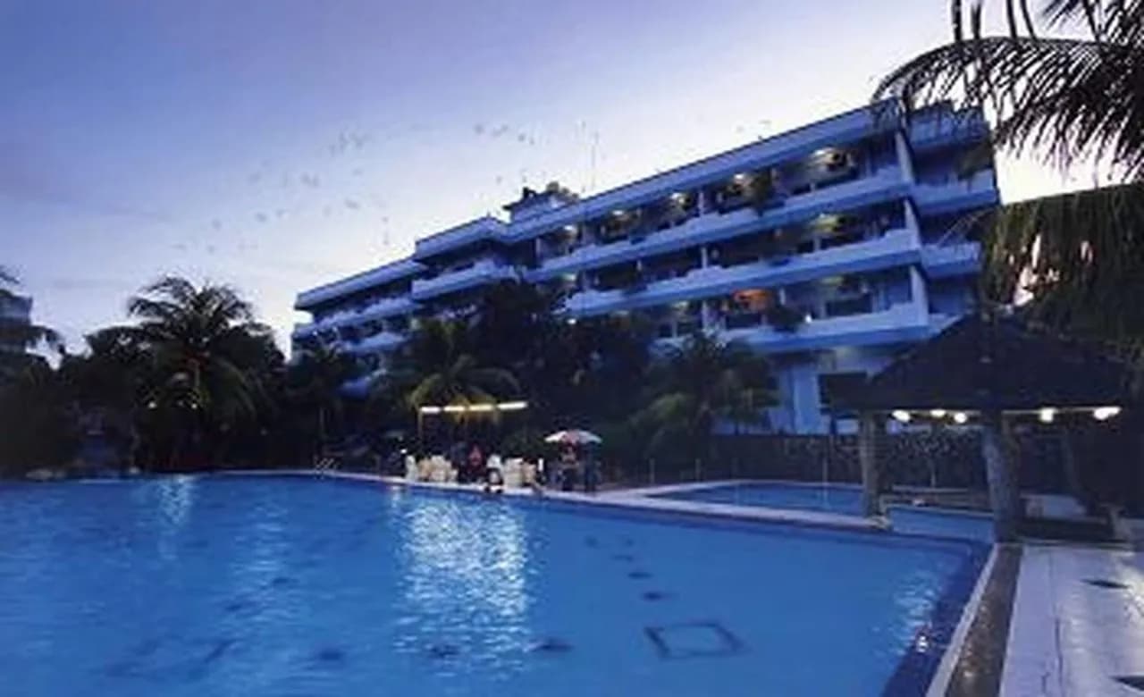 Pelangi Hotel 4