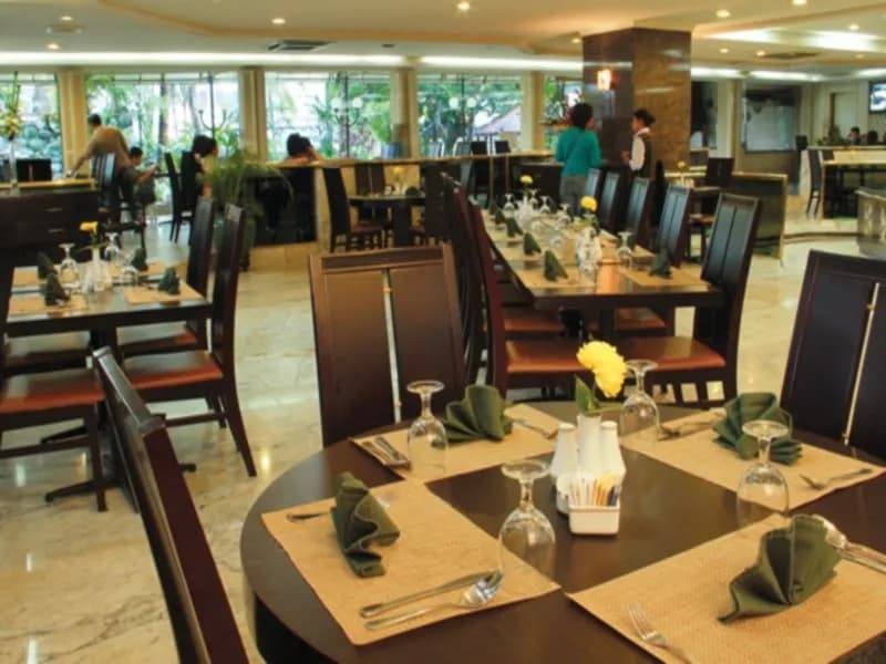 Hotel Danau Toba International 3