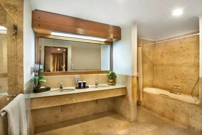 Lido Lake Resort by MNC Hotel 5