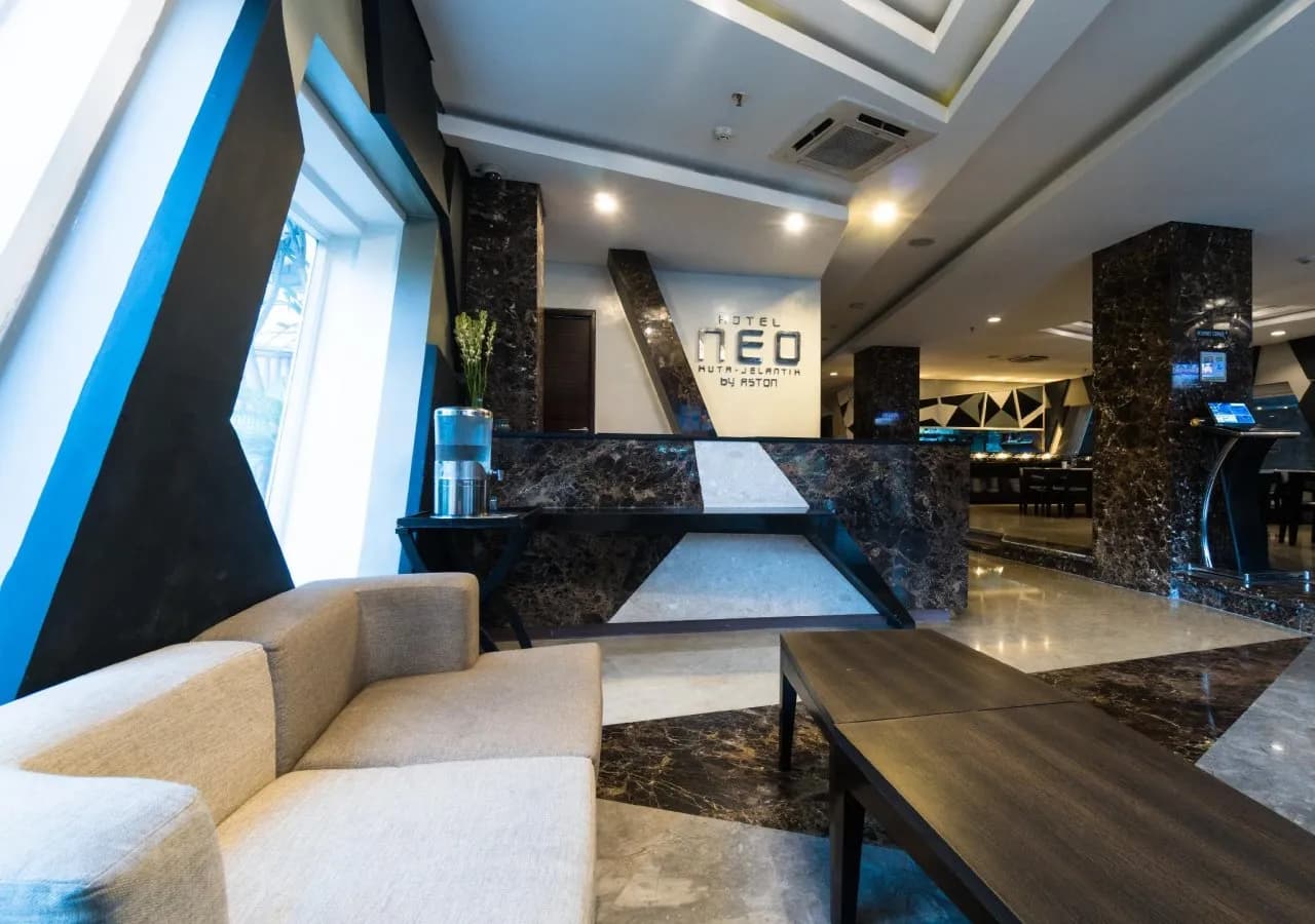 Hotel NEO Kuta Jelantik 5
