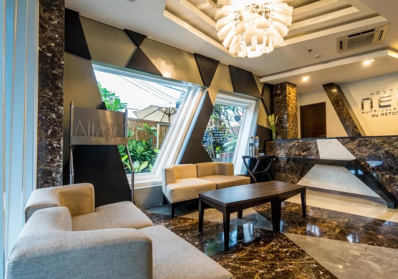 Hotel NEO Kuta Jelantik 4