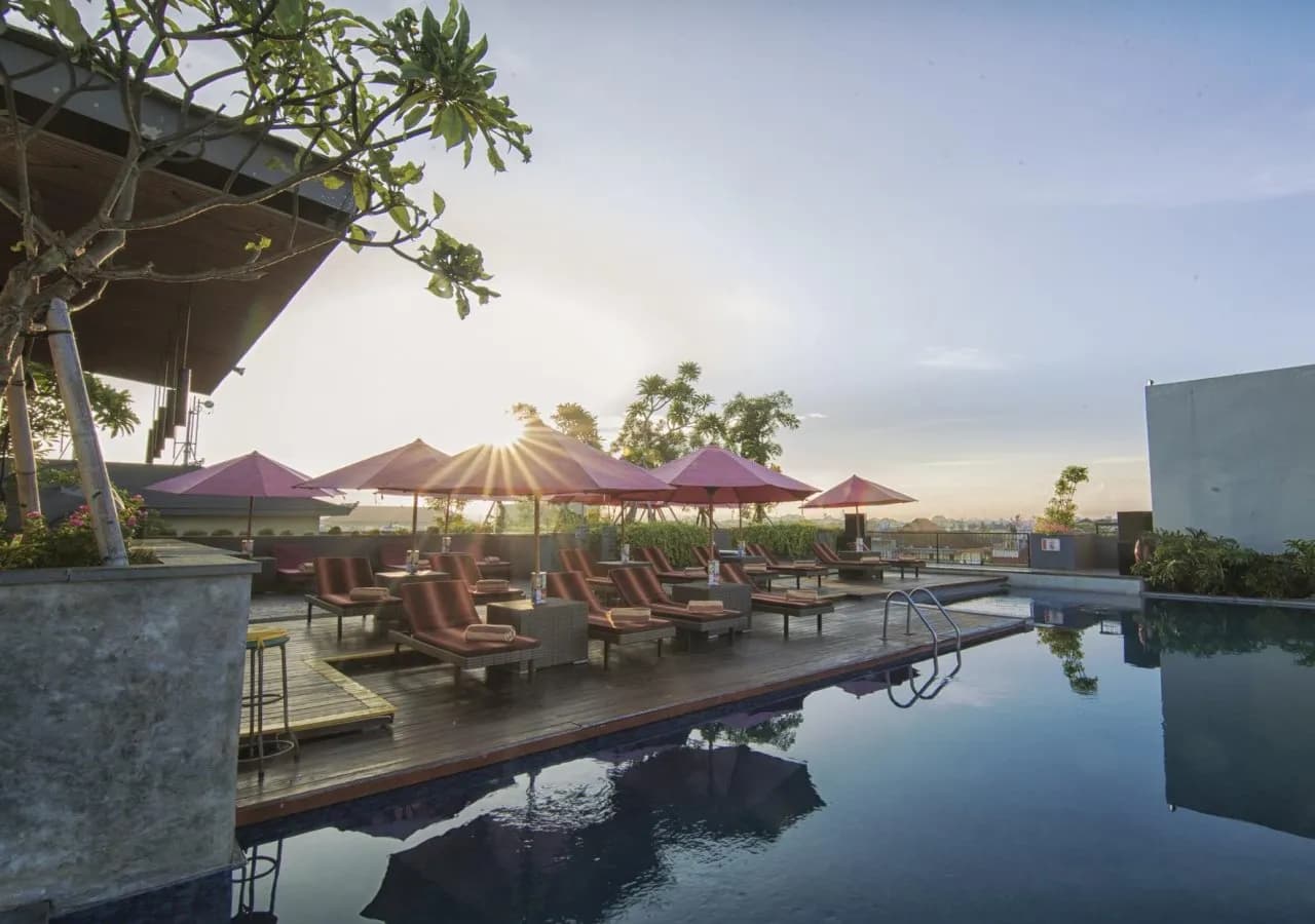 SEVN Legian Hotel 5