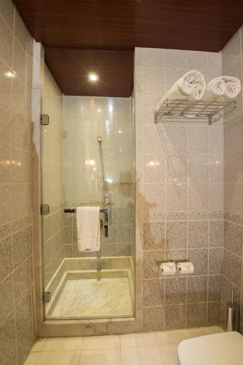 Century Park Hotel 3