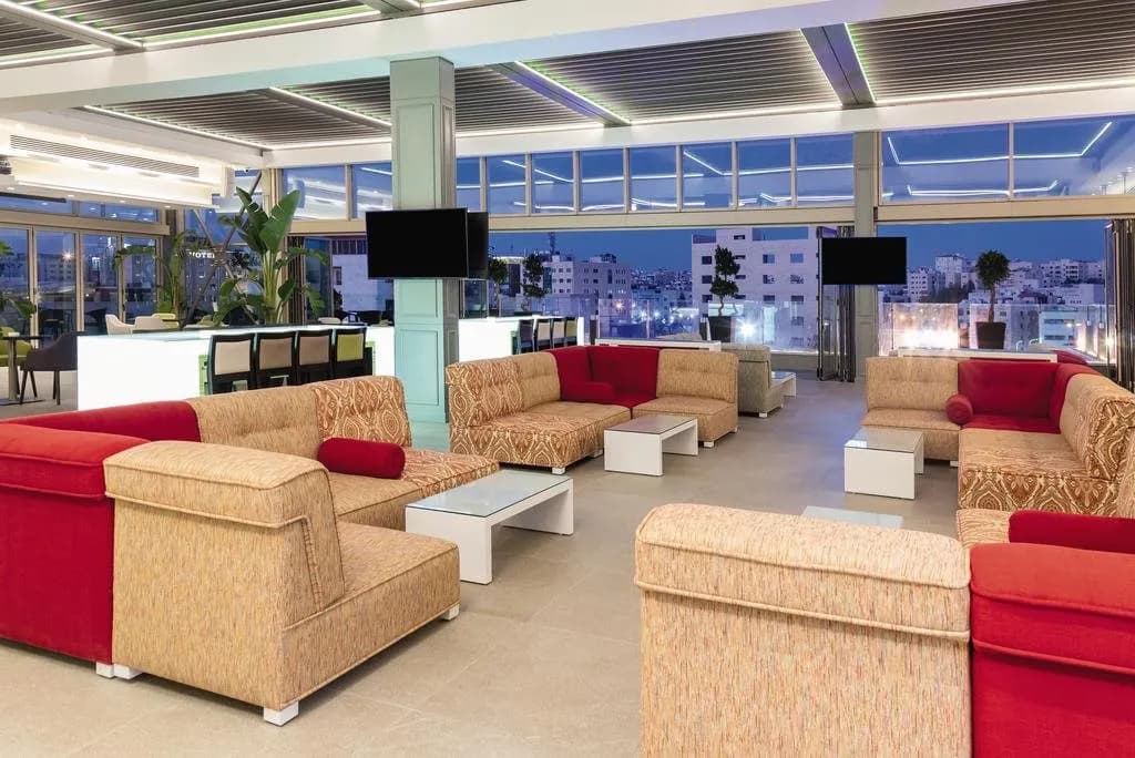 Mövenpick Hotel Amman 4