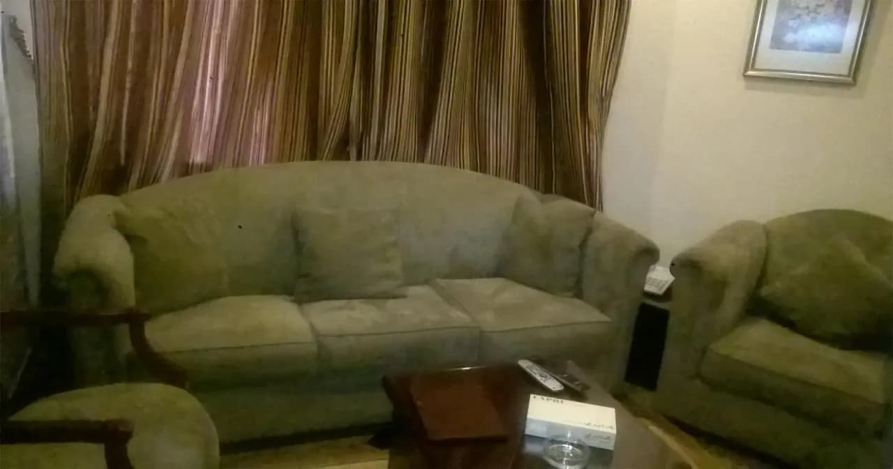 Capri Hotel Suites