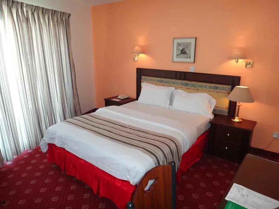 Edom Hotel 2