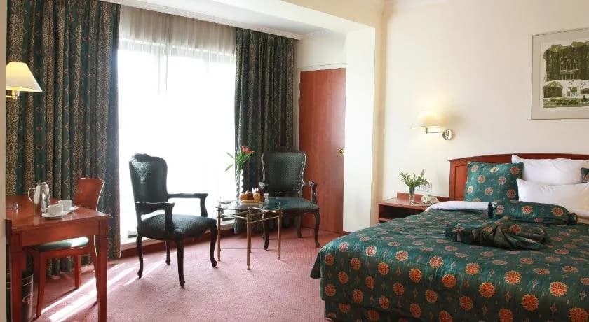 Grand Palace Hotel 2