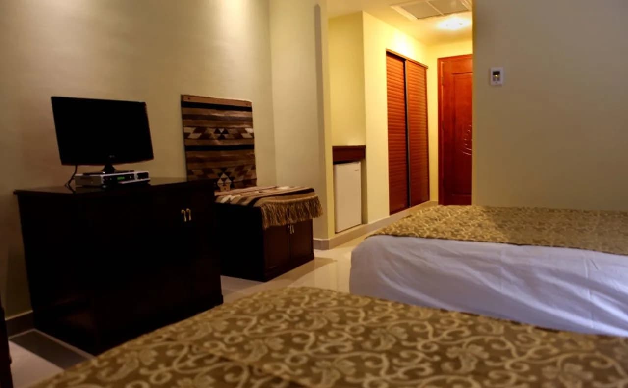 Mosaic City Hotel 5