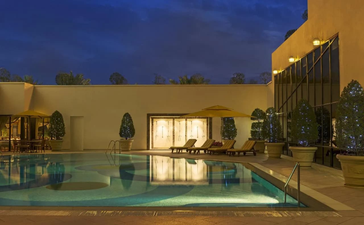 Sheraton Kuwait, a Luxury Collection Hotel 4
