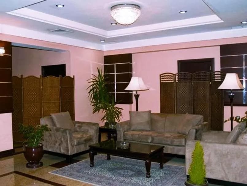 Royal Residence 3