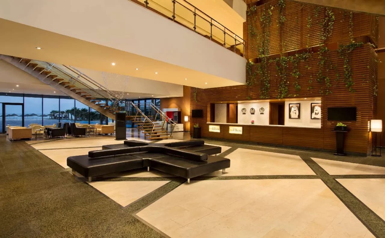 Hilton Kuwait Resort 5