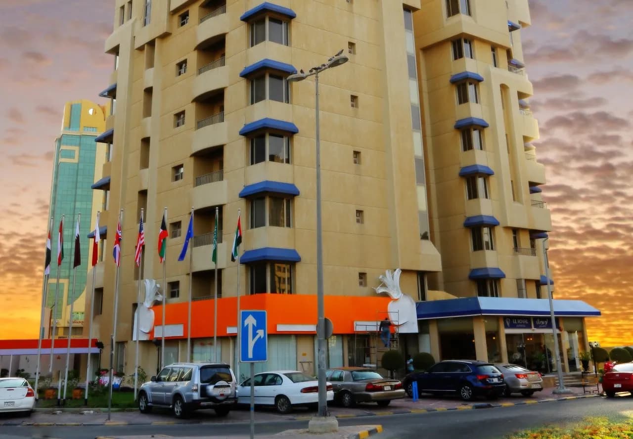 Le Royal Express Sharq Hotel 5