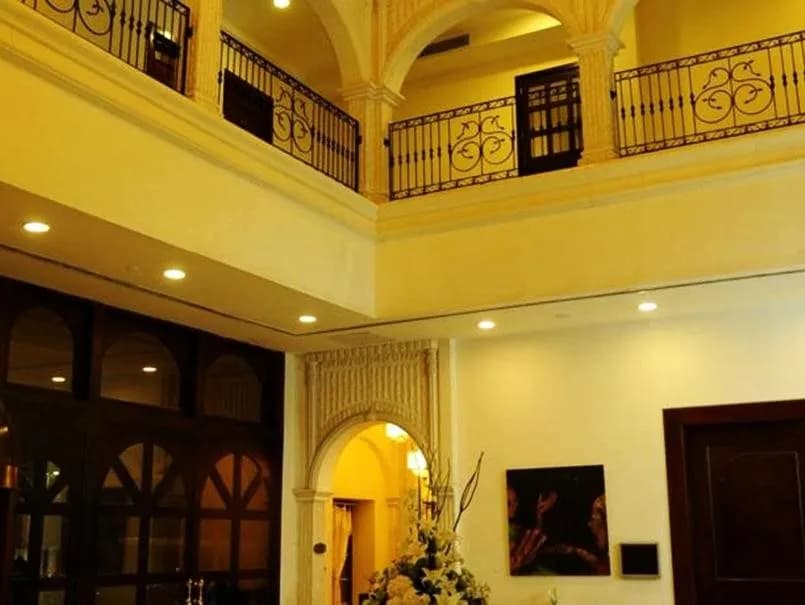 The Convention Center & Royal Suites Hotel 4