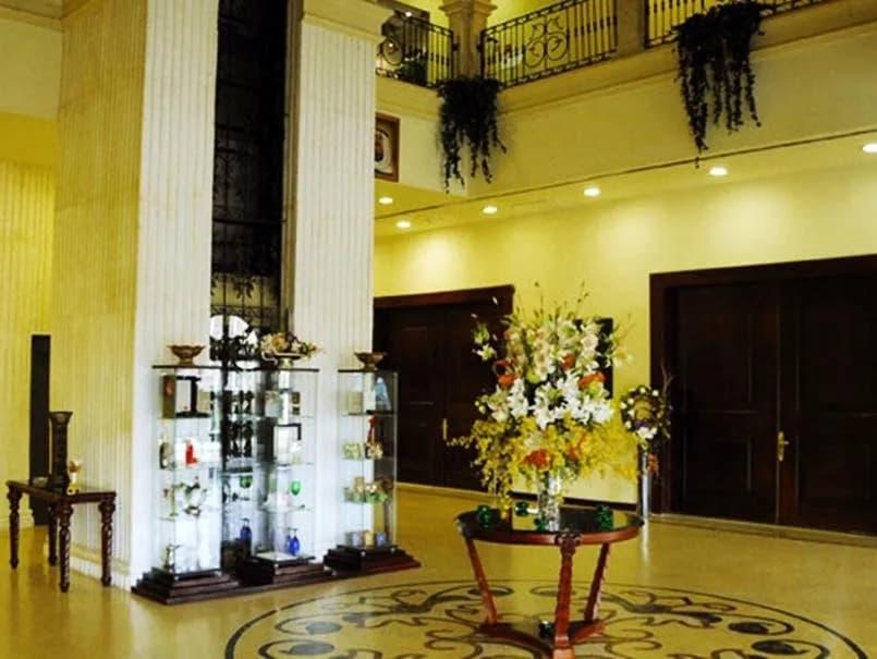 The Convention Center & Royal Suites Hotel 3