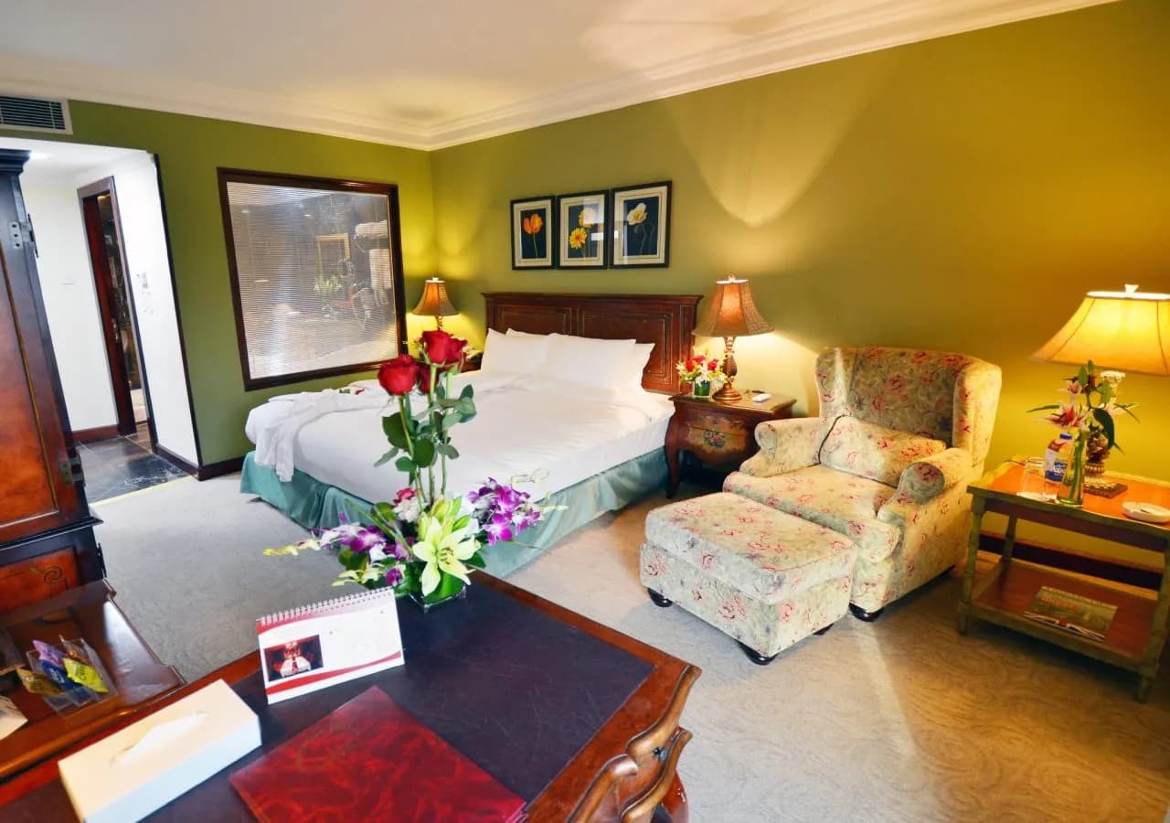 The Convention Center & Royal Suites Hotel 2