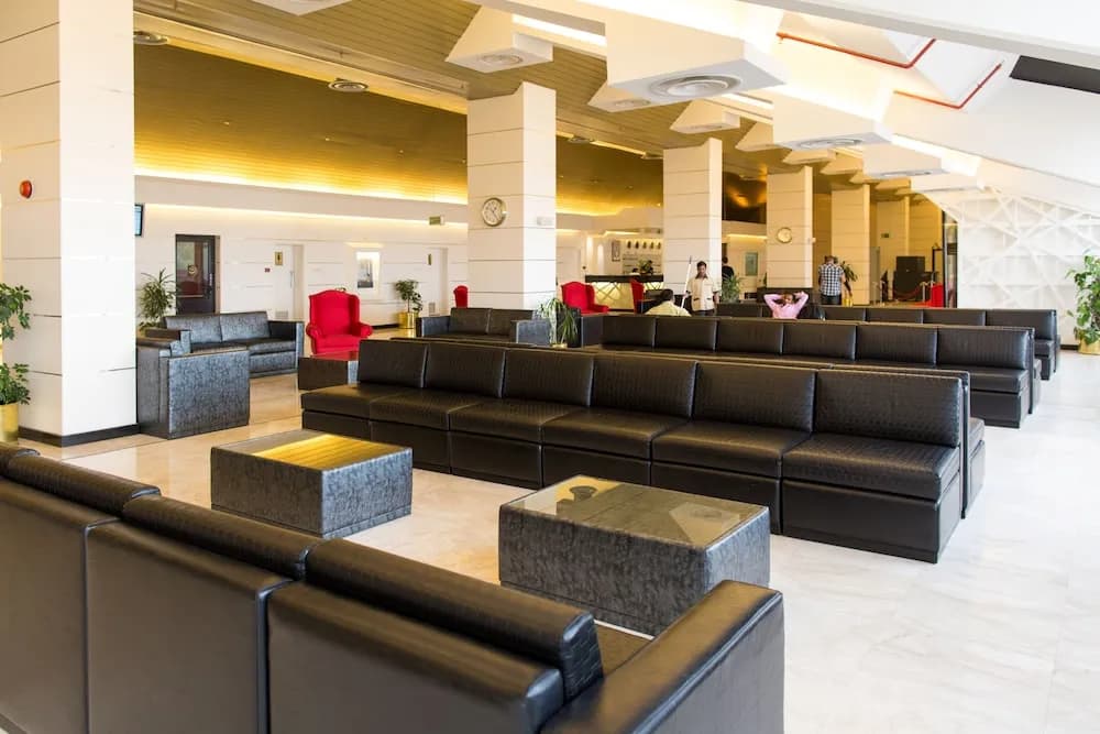 Safir Airport Hotel