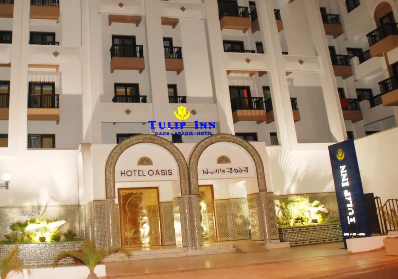 Hotel Oasis