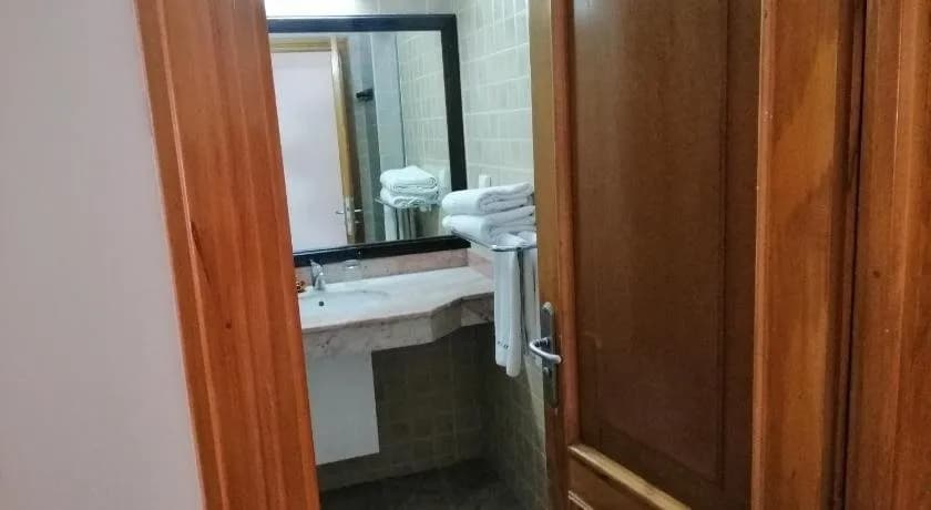 Intouriste Hotel & Suites