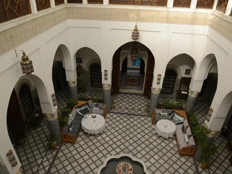 Riad El Yacout 5