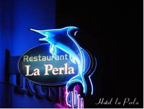 La Perla 5