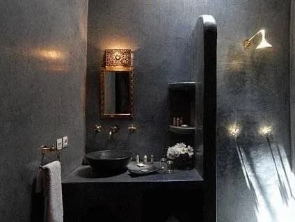 Riad Ajmal 3