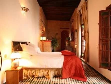 Riad Laaroussa- Guest House 2