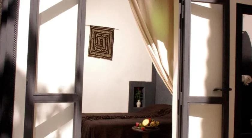 Riad Davia 2
